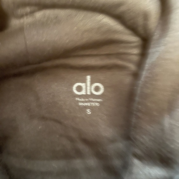 ALO Yoga unisex sherpa size small -like new excellent condition black - Picture 6 of 8